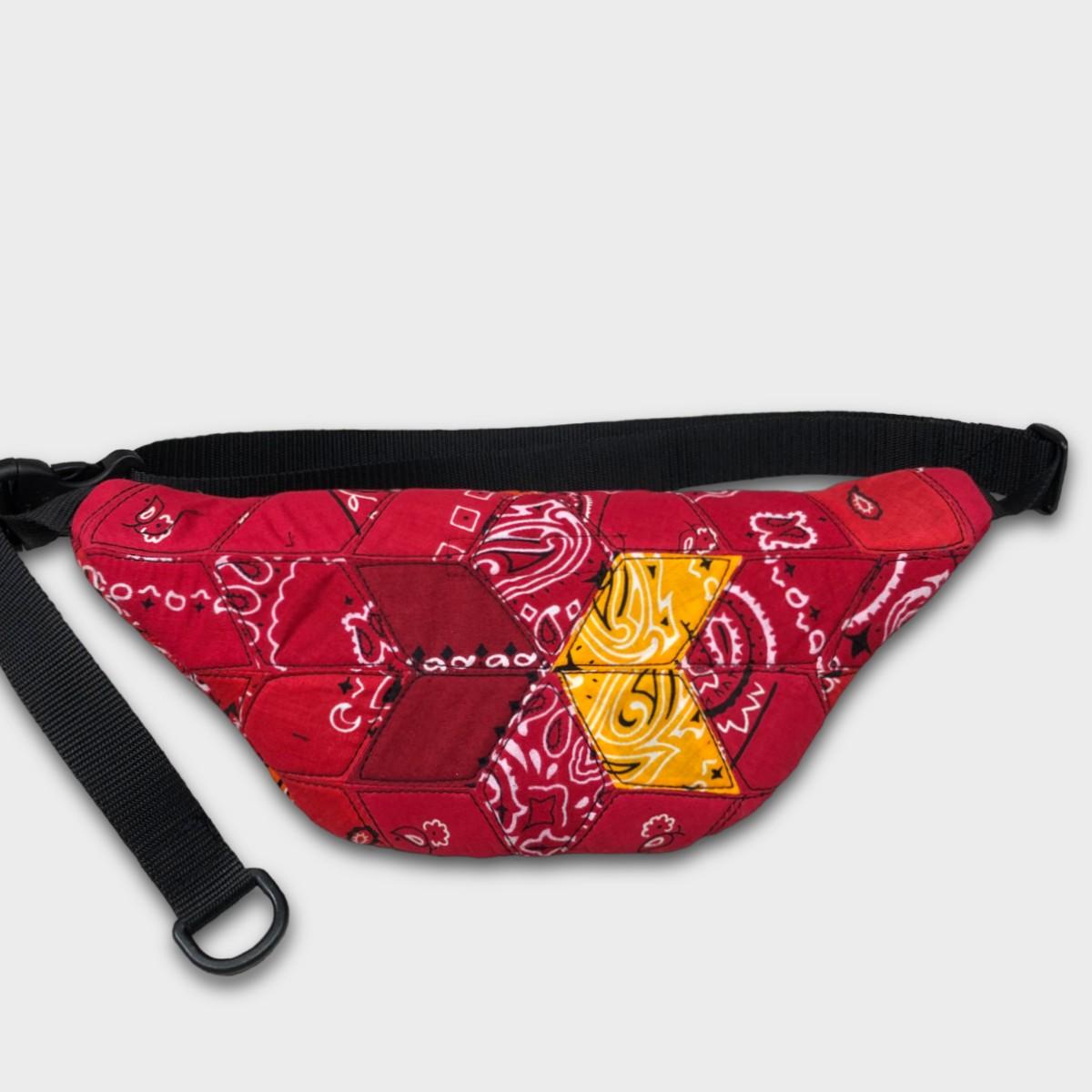 "Patchworks" Diamond Patch Bandana Fanny Pack -red mix | 4枚目