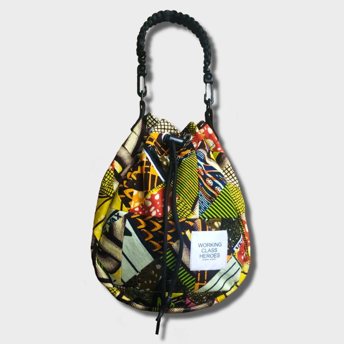 "Patchworks" Triangle Patch 2way Drawstring poach -batik | 3枚目