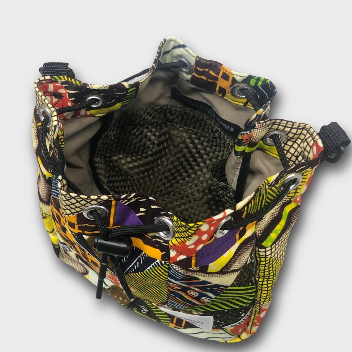 "Patchworks" Triangle Patch 2way Drawstring poach -batik | 8枚目