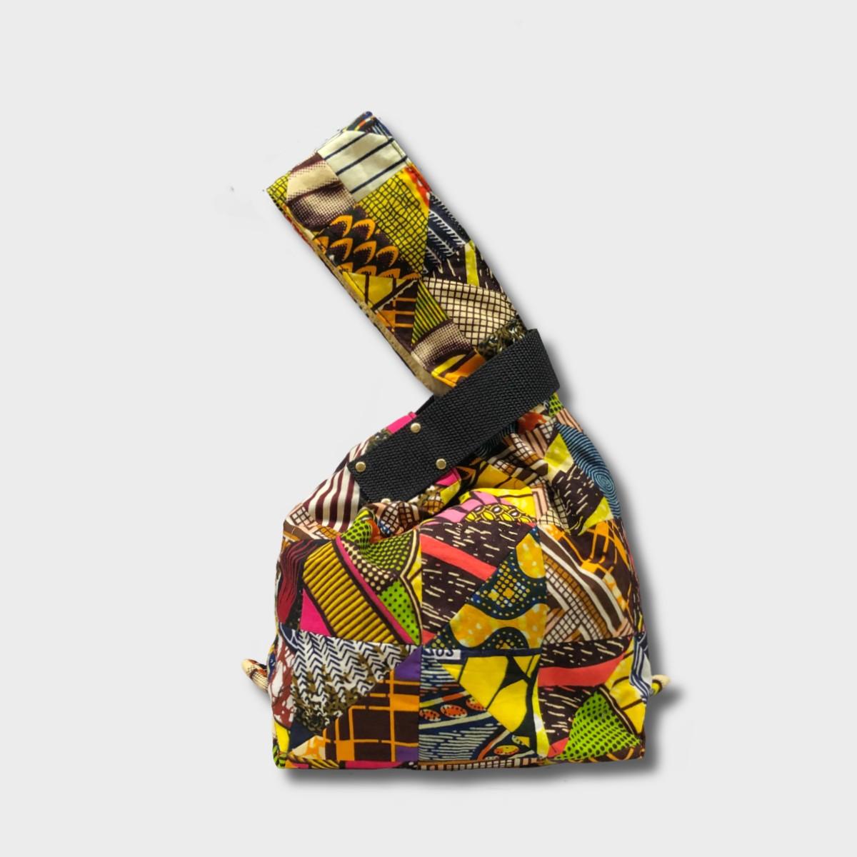 "Patchworks" Triangle patch African batik SHIJIMI Bag -blk | 2枚目